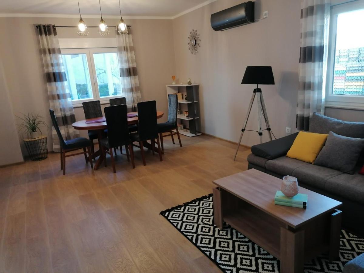 Apartman Nina Кали Екстериор снимка