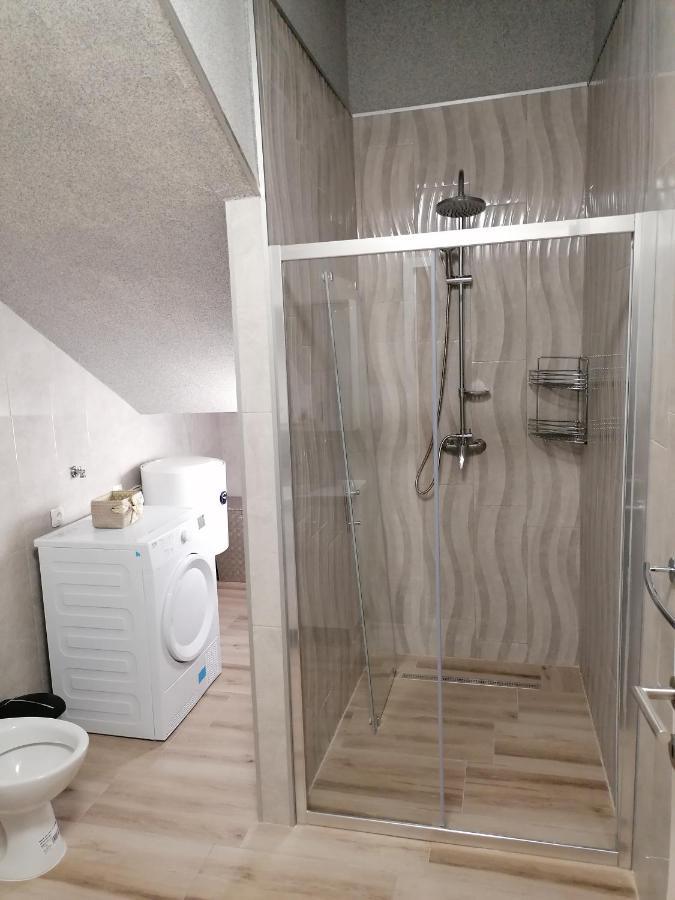 Apartman Nina Кали Екстериор снимка