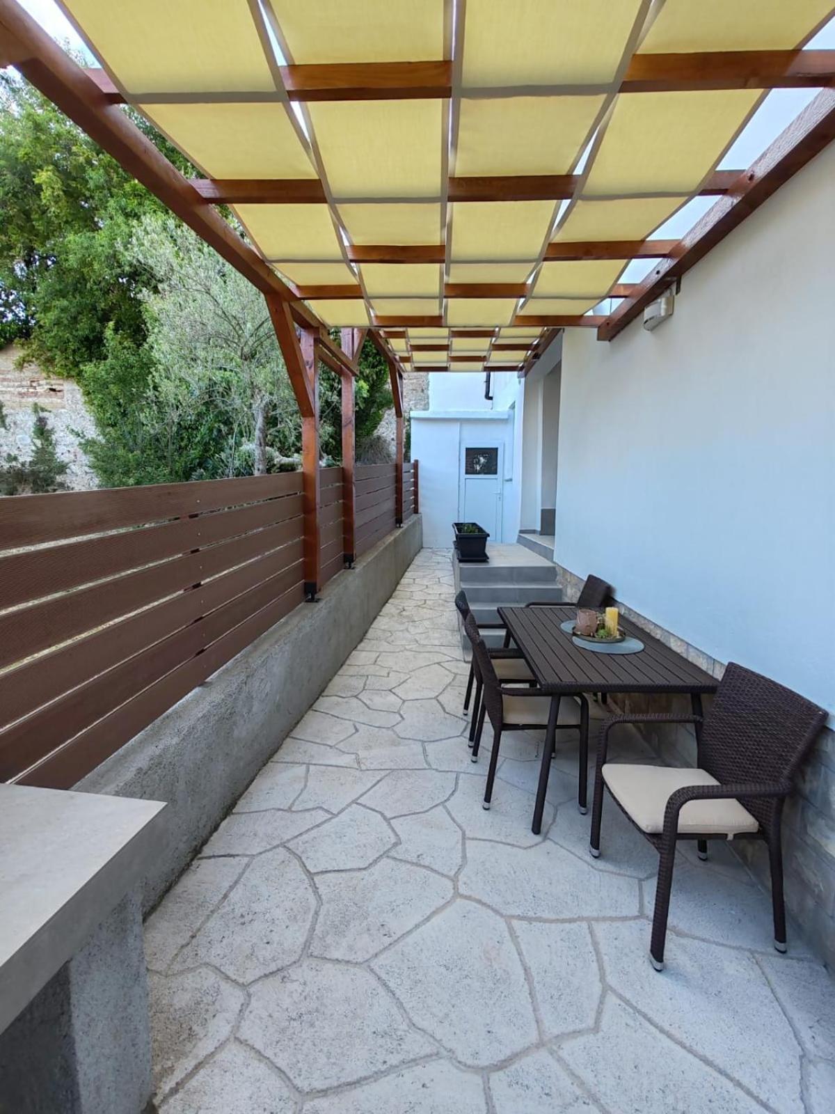 Apartman Nina Кали Екстериор снимка